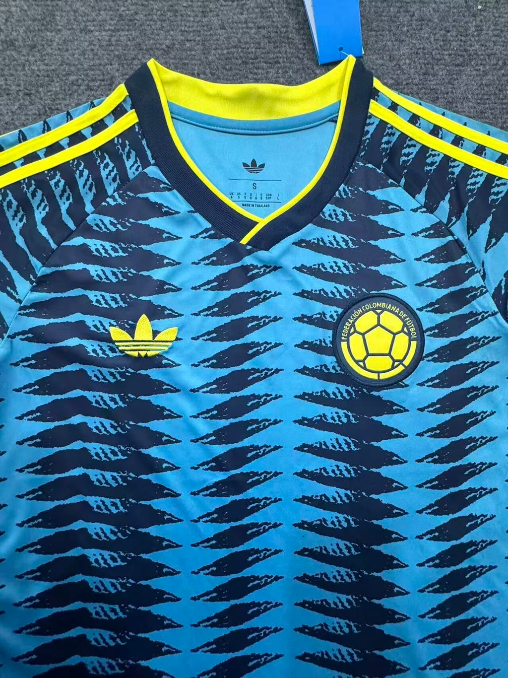 Camiseta Colombia Mundial 2026 - Segunda Equipación